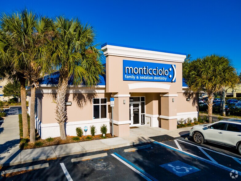 2301 Collier Pky, Land O' Lakes, FL à vendre - Photo principale - Image 1 de 40