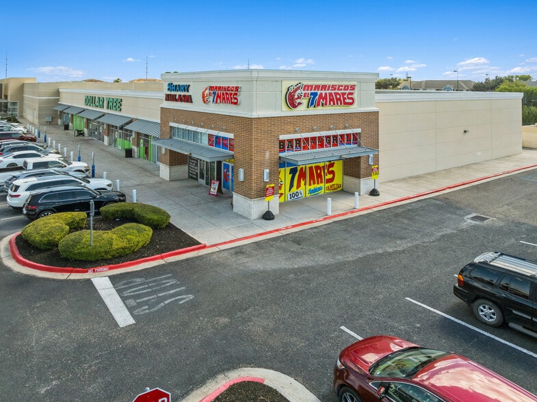 Market at Sharyland Place portfolio of 2 properties for sale on LoopNet.ca - Building Photo - Image 2 of 9