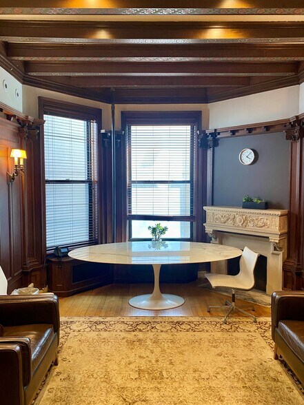 304 W 81st St, New York, NY à vendre - Photo du bâtiment - Image 2 de 2