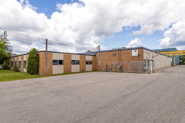 More details for 599 Boul du Curé-Boivin, Boisbriand, QC - Industrial for Lease