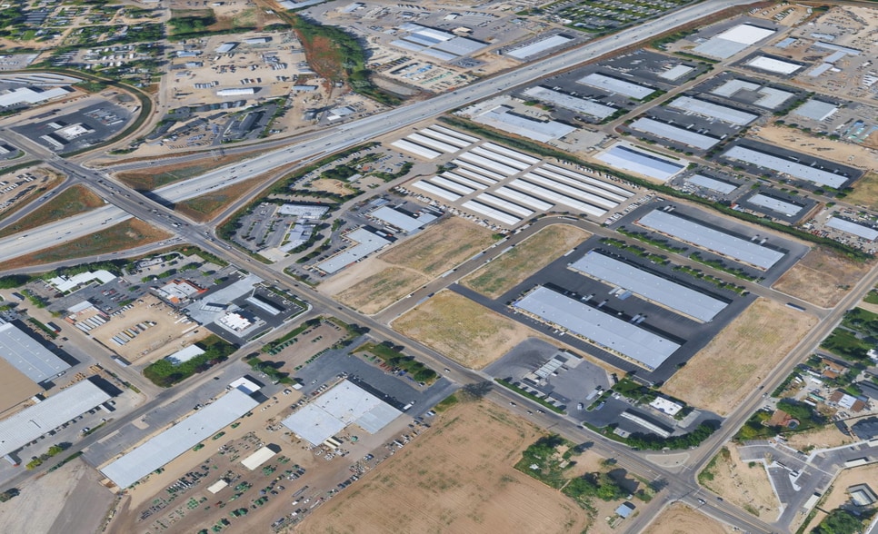 1450 E Fargo Ave, Nampa, ID à vendre - Photo principale - Image 1 de 1