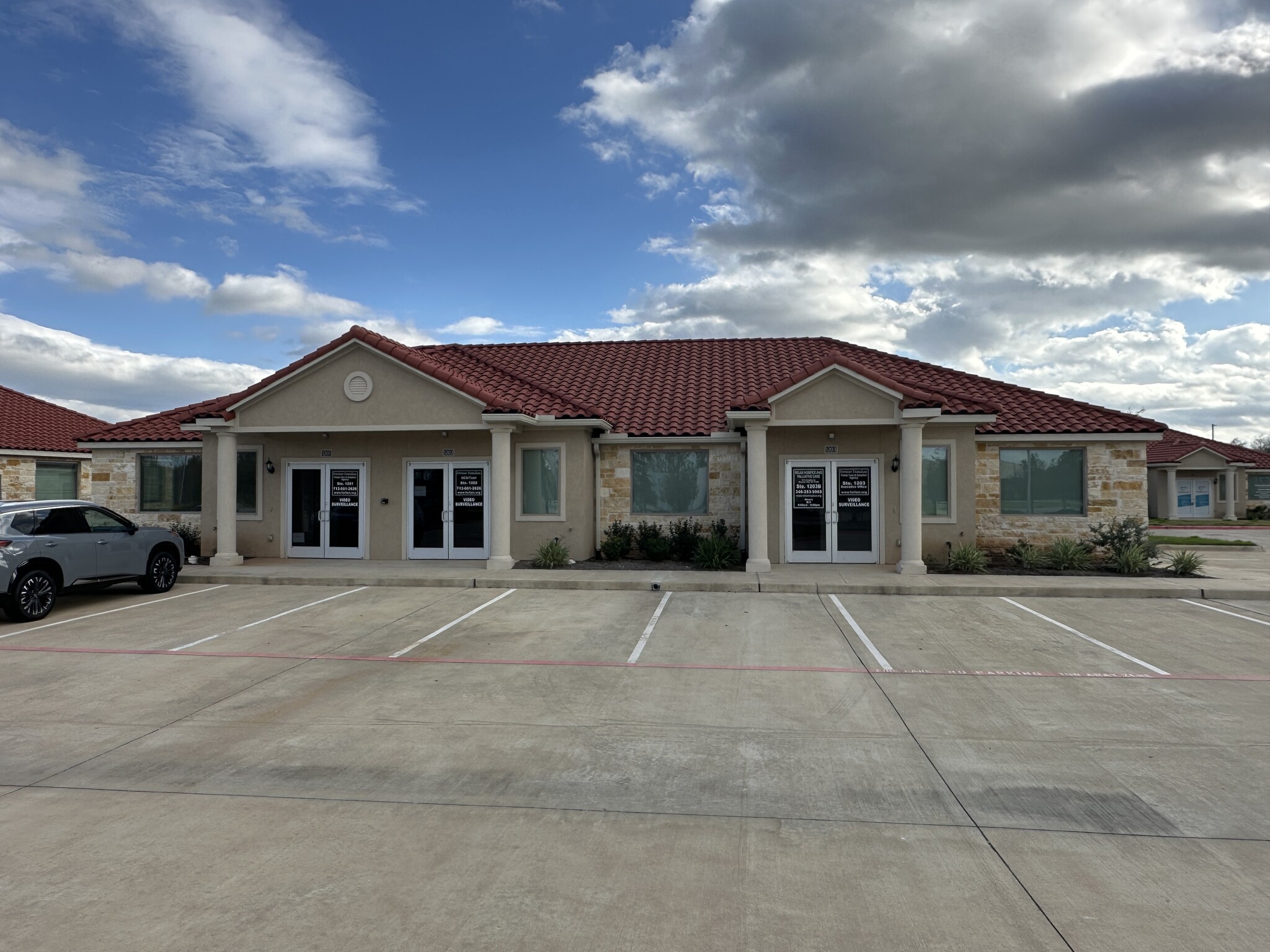 7070 Knights Ct, Missouri City, TX for sale Building Photo- Image 1 of 2