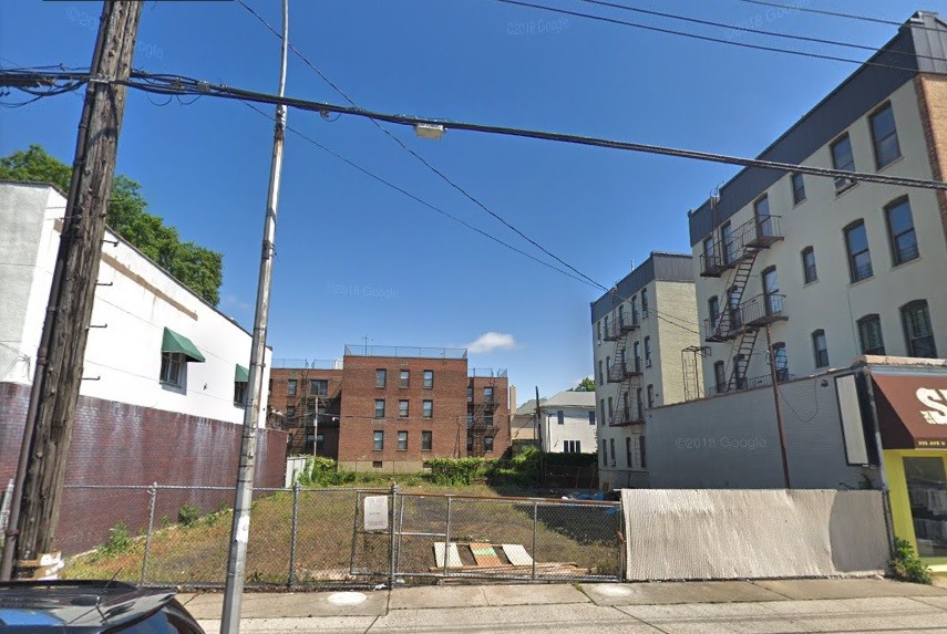 329 Avenue U, Brooklyn, NY for sale - Building Photo - Image 1 of 1