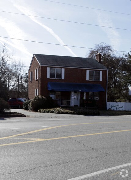 706 Delaware St, New Castle, DE à vendre - Photo principale - Image 1 de 2