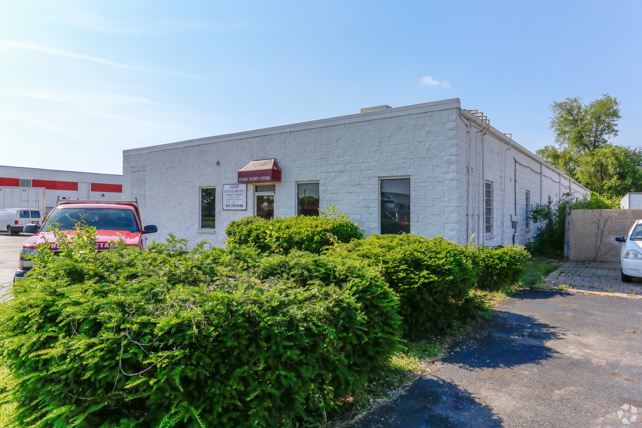6040-6058 Executive Blvd, Huber Heights, OH for lease Primary Photo- Image 1 of 21