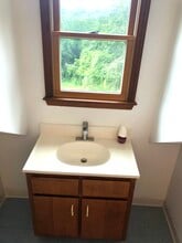 1222 Hardin Rd, Dallas, NC à louer Photo du bâtiment- Image 2 de 28