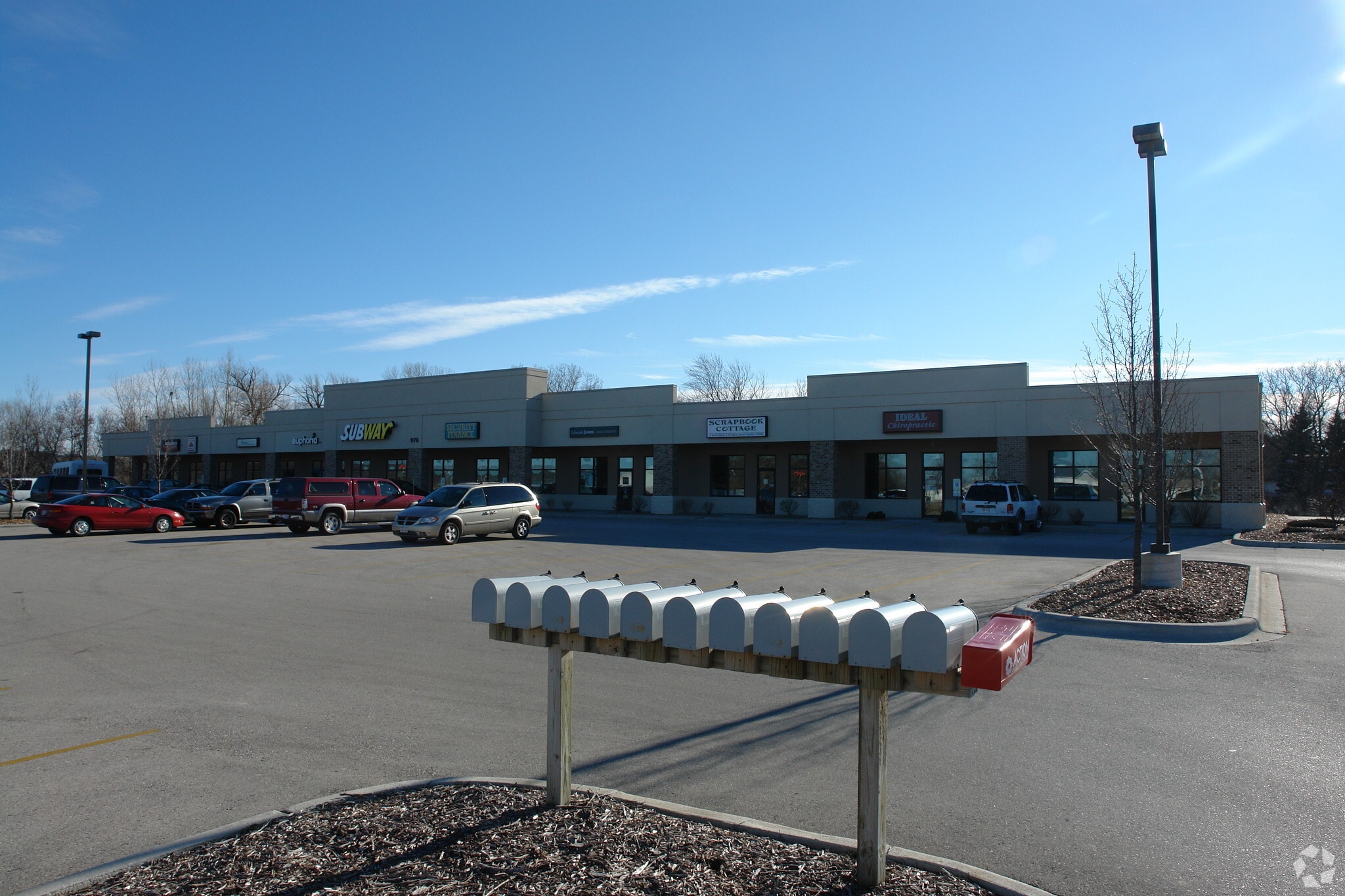 976 E Johnson St, Fond Du Lac, WI for lease Building Photo- Image 1 of 2