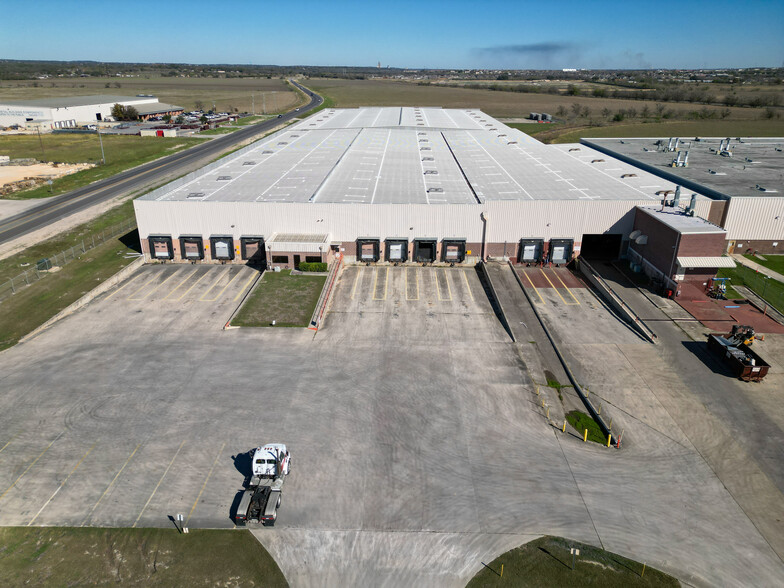 766 FM 306, New Braunfels, TX for lease - Building Photo - Image 3 of 7