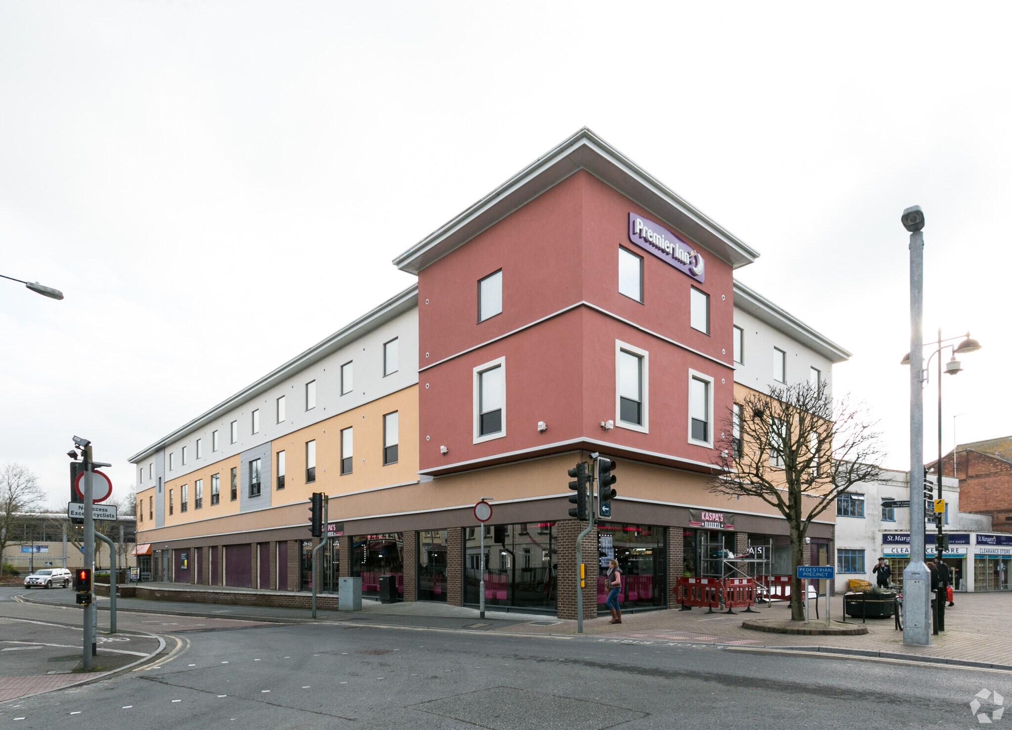 Middle St, Yeovil for lease Primary Photo- Image 1 of 7