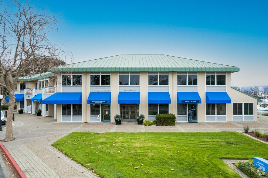 1050 Marina Village Pky, Alameda, CA à vendre - Photo du bâtiment - Image 2 de 6