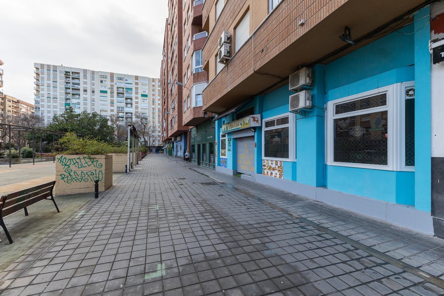 Immeuble residentiel dans València, Valencia à vendre Photo principale- Image 1 de 6