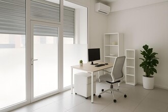 Retail in Badalona, Barcelona for lease Interior Photo- Image 2 of 10