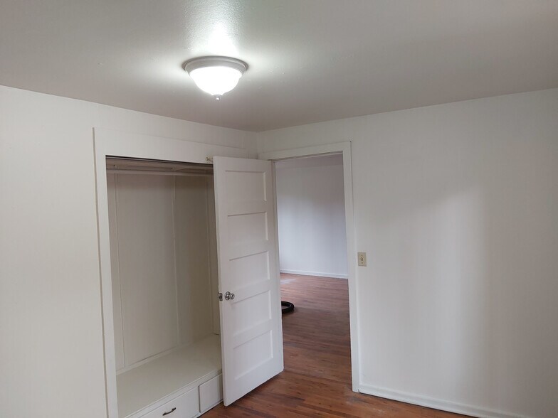 350 SE Lilly Ave, Corvallis, OR à vendre - Photo intérieure - Image 3 de 21