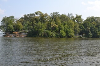 Plus de détails pour 2373 Untalulti Dr, Monticello, IN - Spécialité à vendre