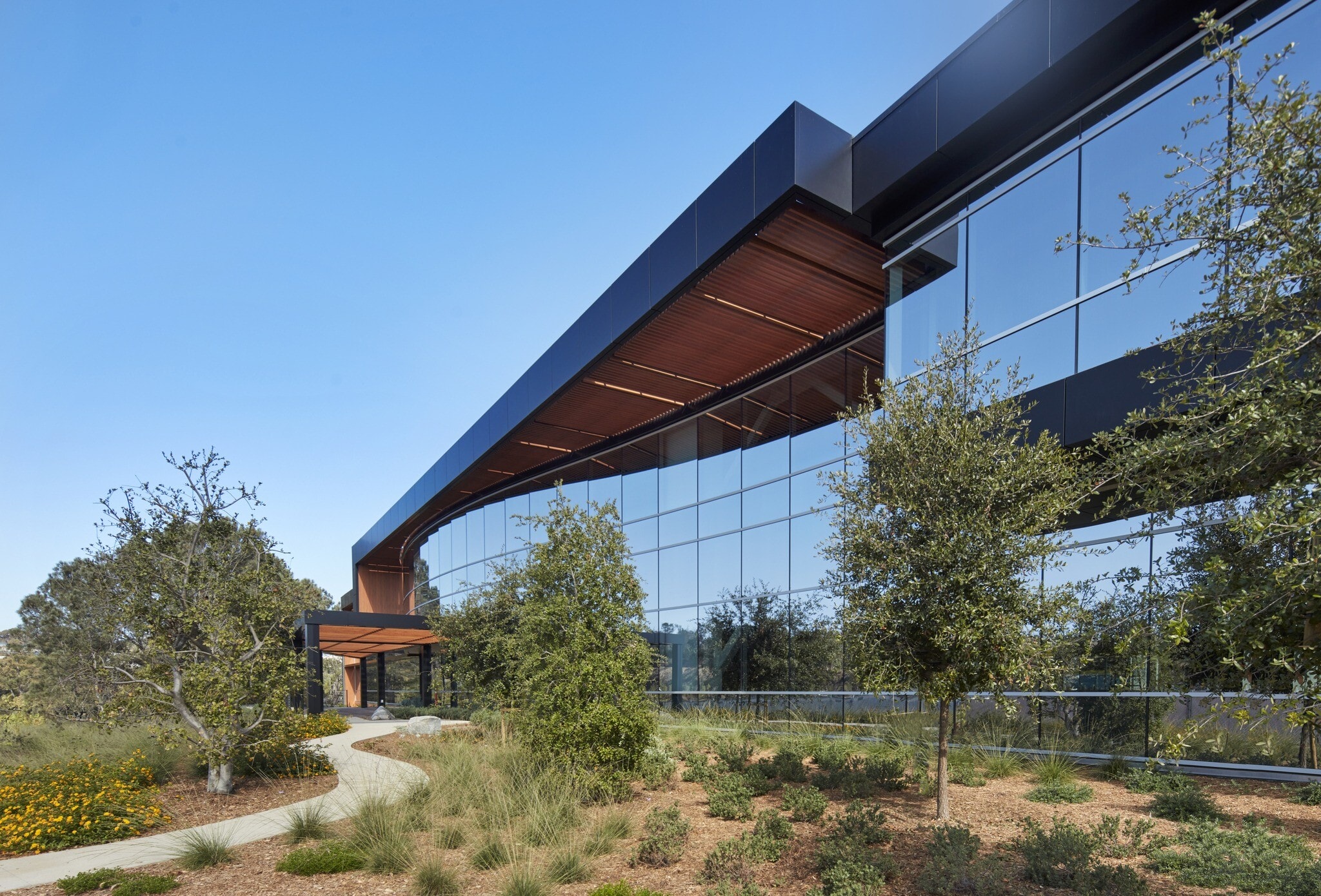 10255 Science Center Dr, San Diego, CA for lease Primary Photo- Image 1 of 8