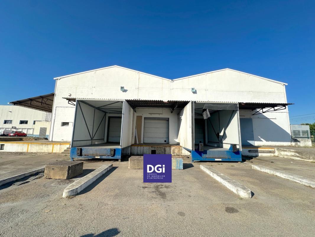 Flex in Nîmes for lease Building Photo- Image 1 of 8
