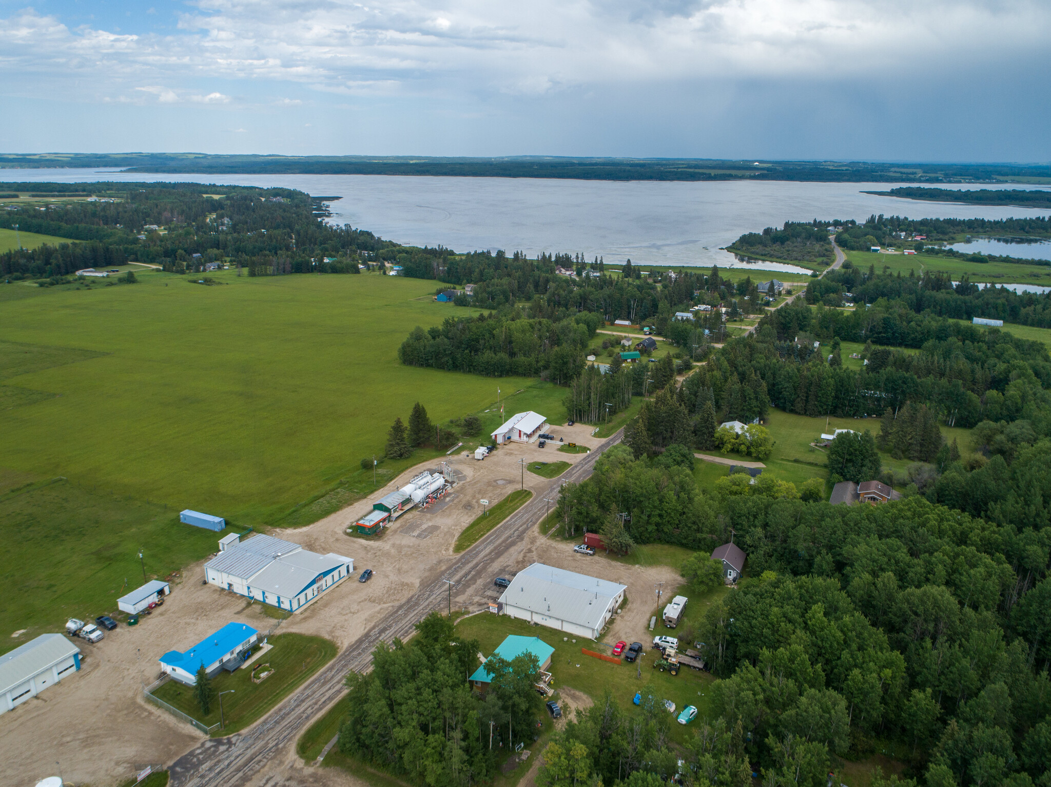 701 Lakeshore Dr, Buck Lake, AB à vendre Aérien- Image 1 de 1