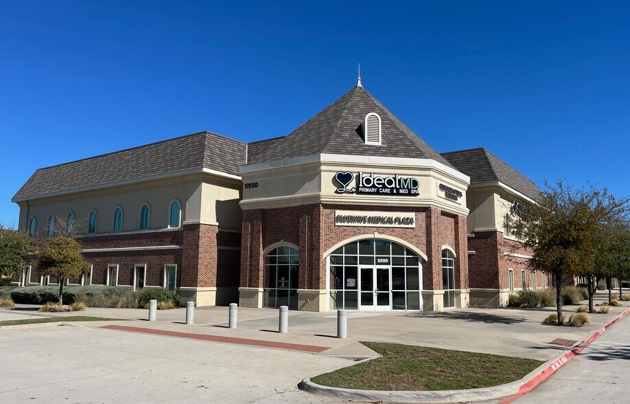 5550 Warren Pky, Frisco, TX à louer - Photo du bâtiment - Image 1 de 14