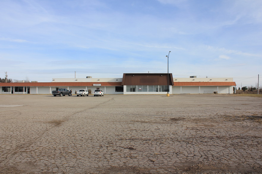 1000 26th St, Perry, IA for sale - Primary Photo - Image 1 of 1