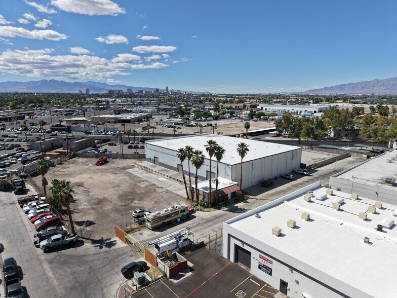 3250 Palm Pky, Las Vegas, NV à vendre - Photo du bâtiment - Image 3 de 21
