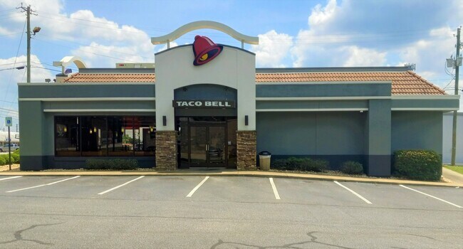 Plus de détails pour 935 N Daleville Ave, Daleville, AL - Commerce de détail à vendre