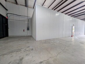 26232 FM 2978 Rd, Magnolia, TX for lease Interior Photo- Image 2 of 7