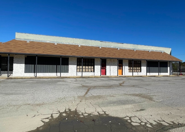 More details for 702 Chastain Blvd W, Glencoe, AL - Office for Lease