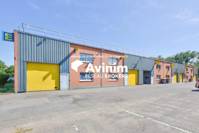 Industrial in SAINT-OUEN-L'AUMONE for lease - Building Photo - Image 1 of 2