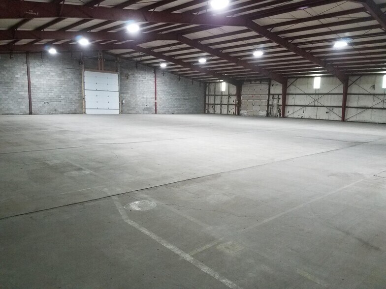 700 S 16th St, Manhattan, KS à louer - Photo intérieure - Image 2 de 6