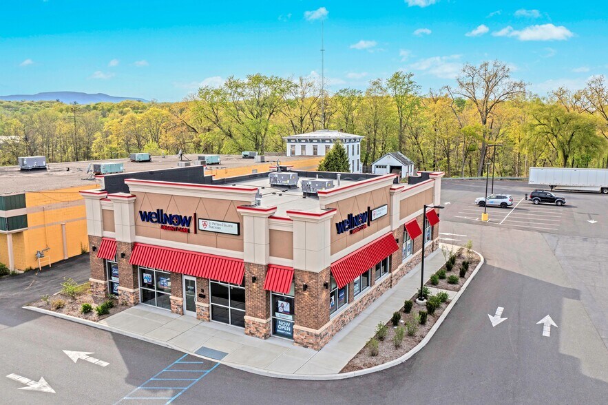 11 Maple Ave, Catskill, NY à vendre - Photo du bâtiment - Image 2 de 6