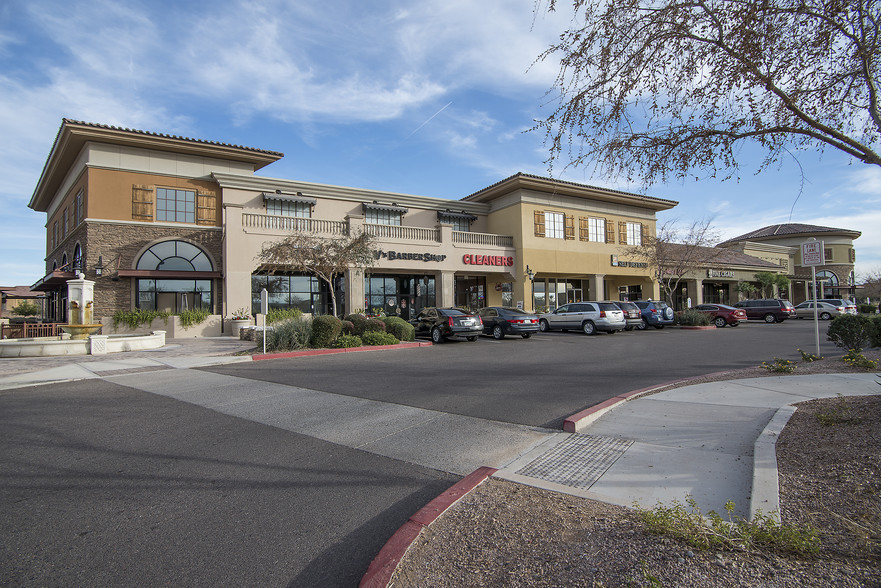 Alma School Rd & Chandler, Chandler, AZ à louer - Photo du b timent - Image 1 de 8