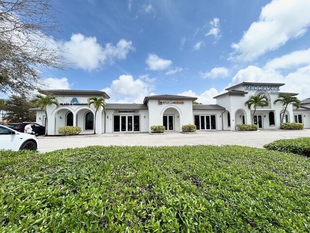 3321 Del Prado Blvd S, Cape Coral, FL for lease Primary Photo- Image 1 of 5