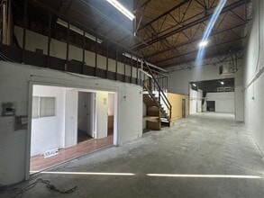 2520 Simpson Rd, Richmond, BC for lease Interior Photo- Image 1 of 9