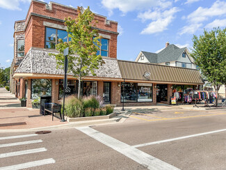 Plus de détails pour 123-131 W Wesley St, Wheaton, IL - Bureau à louer