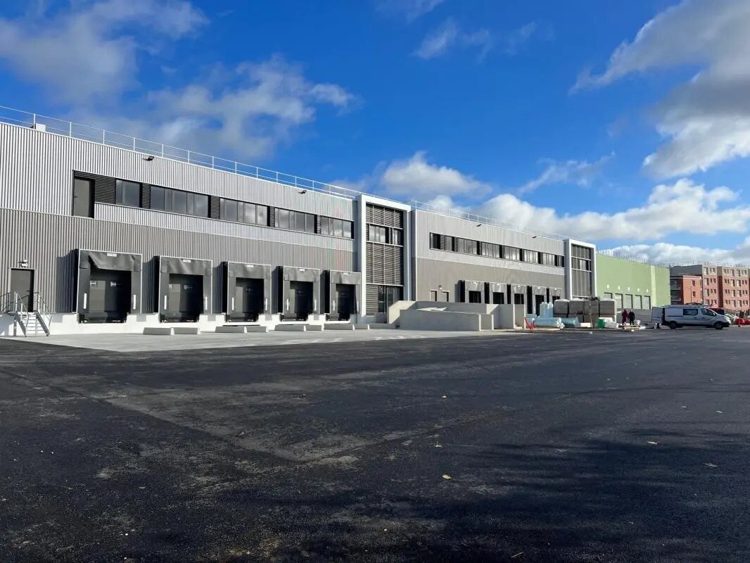 2 Avenue Des Morillons, Garges-lès-Gonesse for lease Building Photo- Image 1 of 12