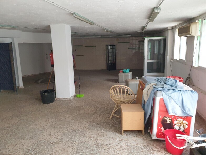 Retail in Elda, Alicante for sale - Interior Photo - Image 2 of 16