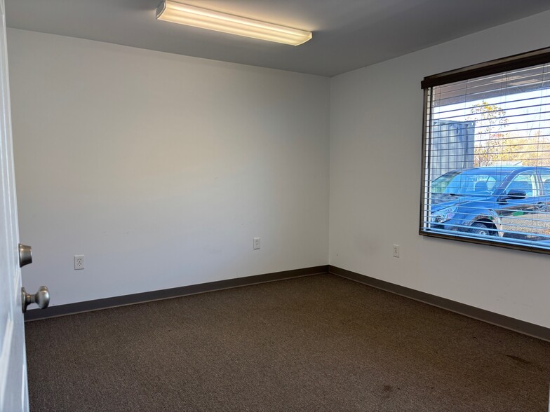 2131 US 70 Hwy, Swannanoa, NC à louer - Autre - Image 3 de 3