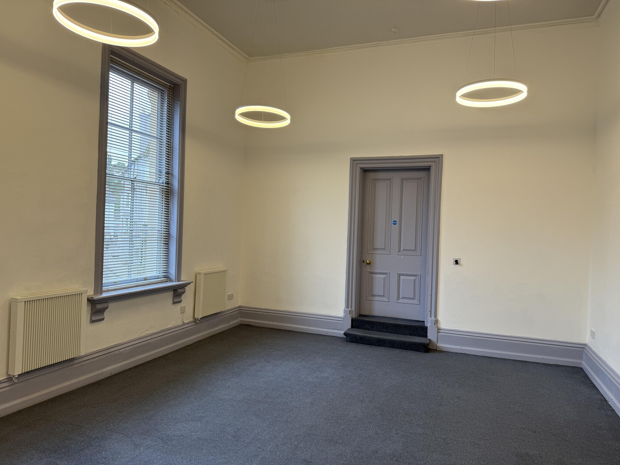 5-7 High St, Ross On Wye à louer Photo intérieure- Image 1 de 2