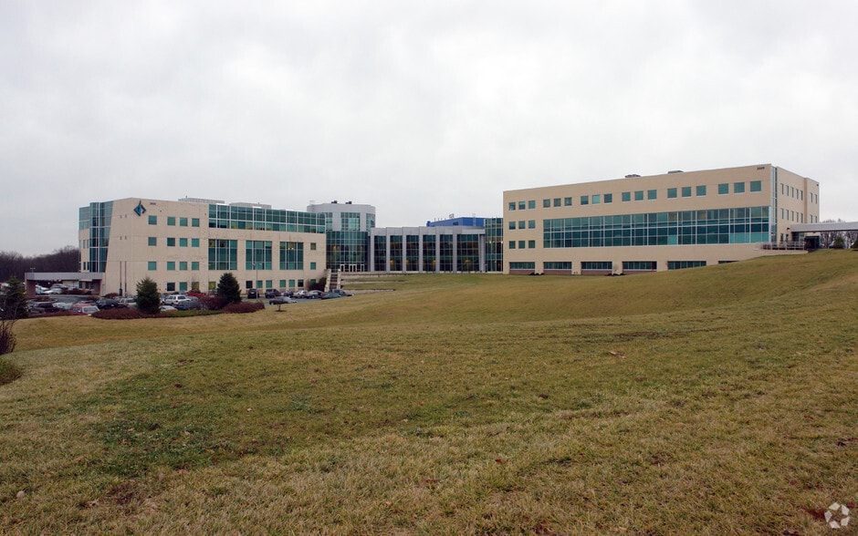 2025 Technology Pky, Mechanicsburg, PA for lease - Building Photo - Image 2 of 2