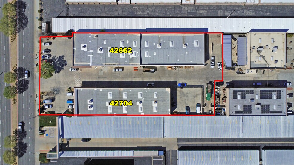 10th St West Industrial Portfolio portefeuille de 2 propriétés à vendre sur LoopNet.ca - Aérien - Image 2 de 7
