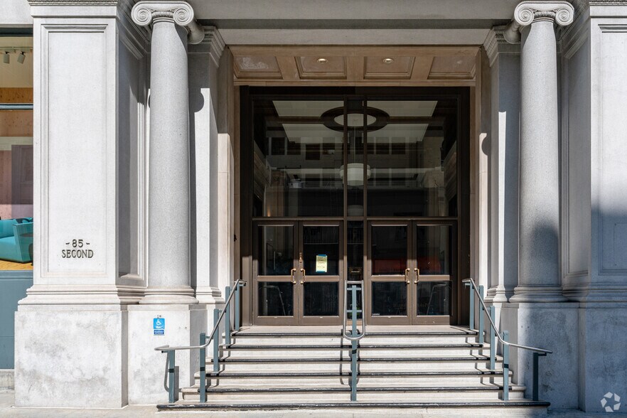 85 2nd St, San Francisco, CA à louer - Photo du bâtiment - Image 3 de 3