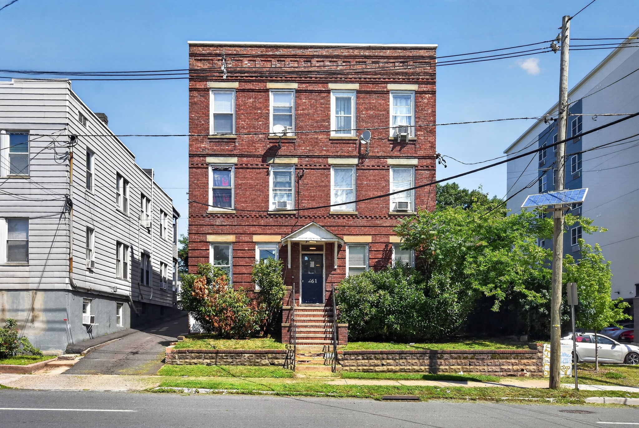 261 French St, New Brunswick, NJ for sale Building Photo- Image 1 of 9