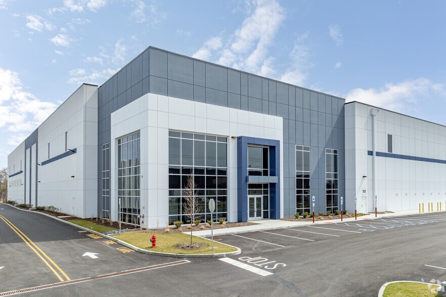 122 8th St, Passaic, NJ for lease - Primary Photo - Image 2 of 5