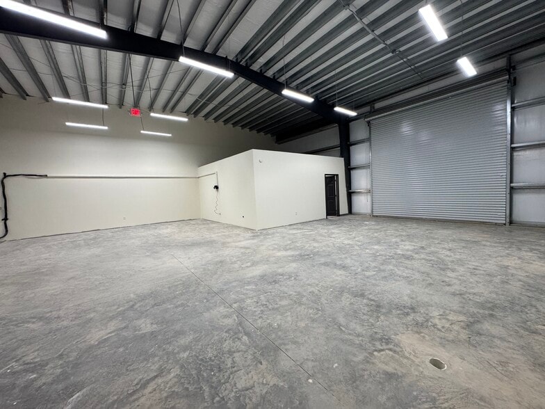 3720 W County Line Rd, Douglasville, GA à louer - Photo intérieure - Image 3 de 10