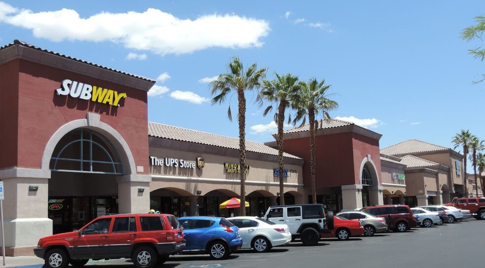 7450-7590 W Lake Mead Blvd, Las Vegas, NV à louer - Photo du bâtiment - Image 3 de 5