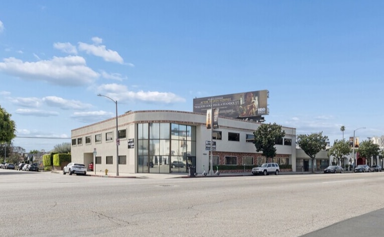 7250 Beverly Blvd, Los Angeles, CA for lease Primary Photo- Image 1 of 8