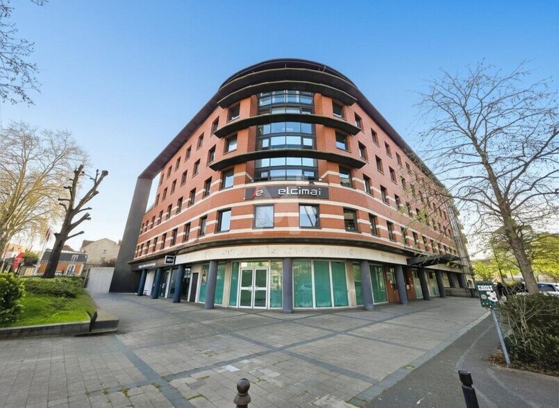 Bureau dans Melun à louer - Photo du bâtiment - Image 2 de 10