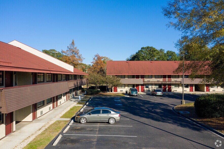 7480 Northwoods Blvd, Charleston, SC à vendre - Photo du bâtiment - Image 3 de 13