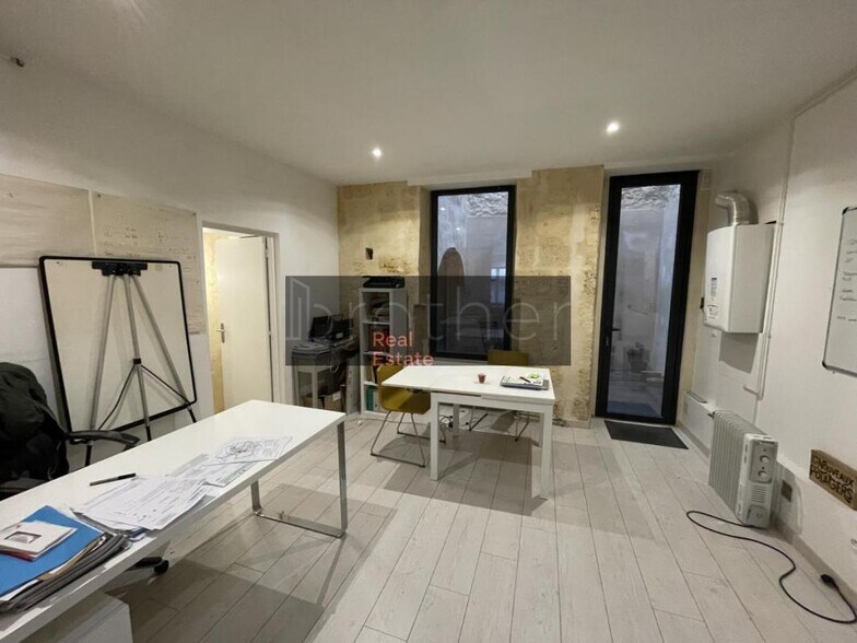 Bureau dans Bordeaux à vendre - Photo du bâtiment - Image 2 de 5