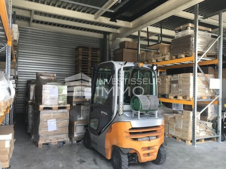 Flex dans Noisy-le-Grand à louer - Photo du bâtiment - Image 1 de 4